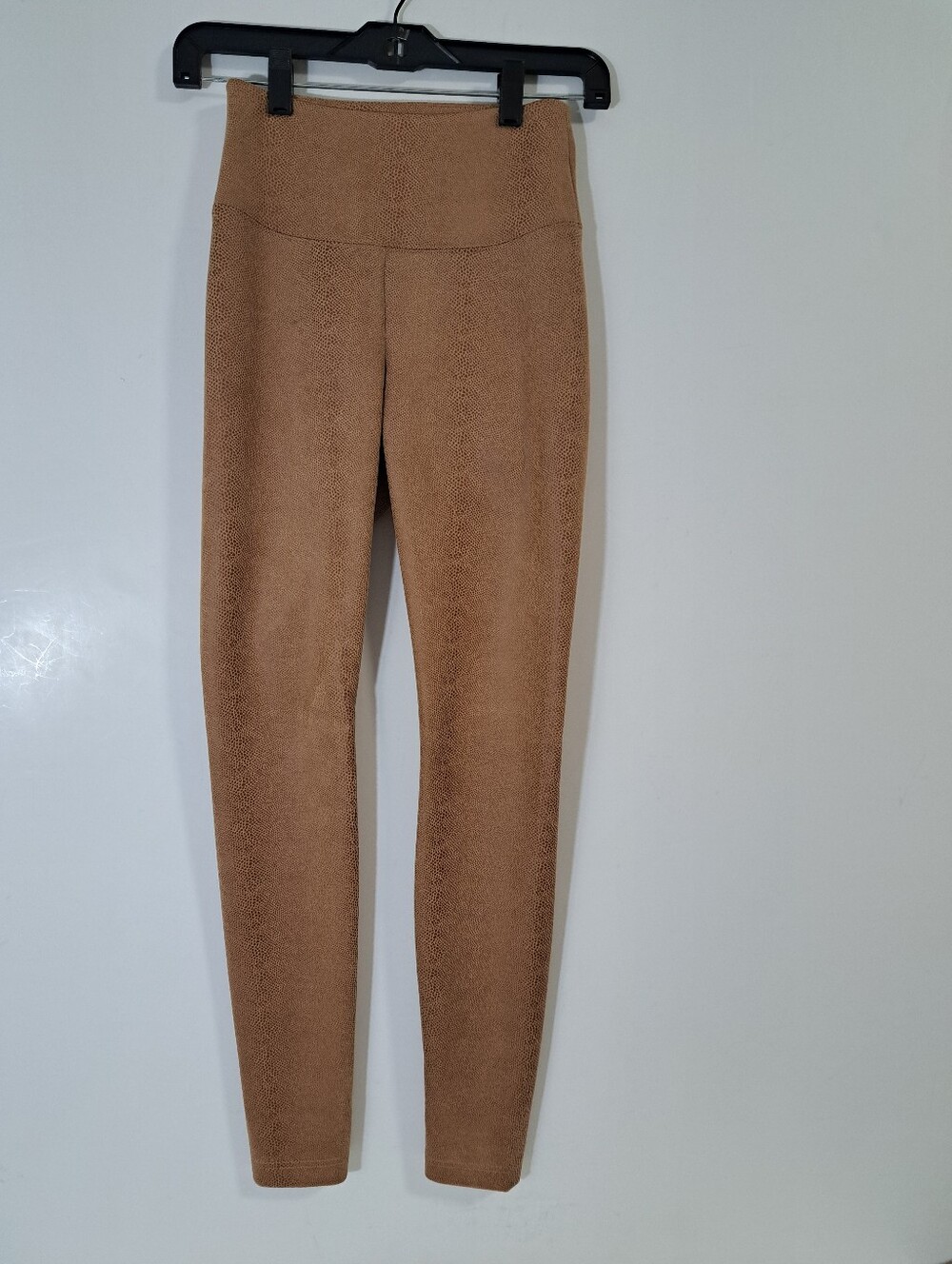 WHBM Runway Leggings High-Waist Women’s Slim Leg Camel